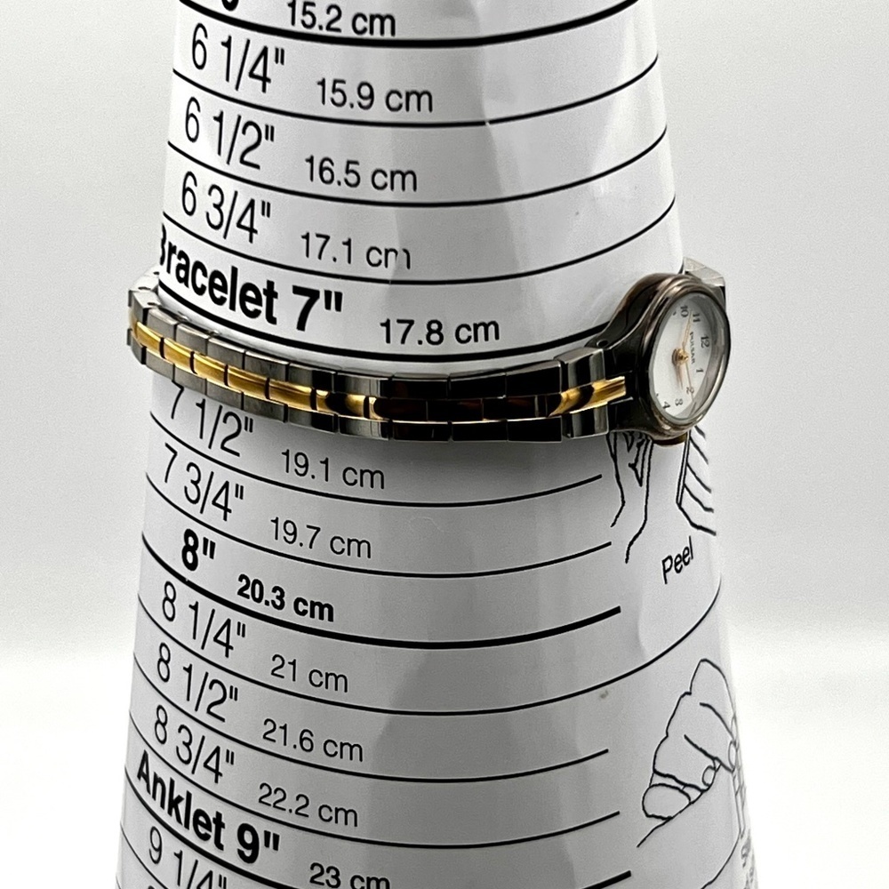 Pulsar By Seiko Nib Small Petite Oval Silver Gold… - image 8